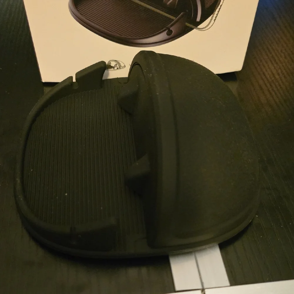 Amazon Outlet black silicone